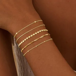 Juego de pulseras apilables doradas para mujer, joyas de cadena en capas delicadas y elegantes.