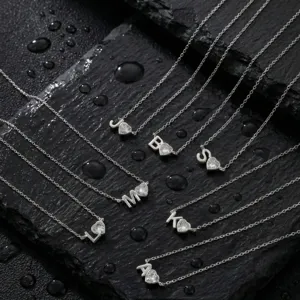 Collana con ciondolo cuore lettera argento moda squisita gioielli semplici donna giorno