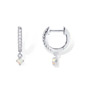 Créoles charnières en argent avec zircone cubique et pendentif opale pour femmes.