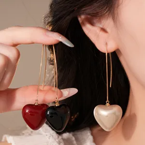 Boucles d'Oreilles Pendantes Cœur en Alliage et Perle Artificielle Vintage pour Femmes Boucles d'Oreilles Longues Élégantes Bijoux
