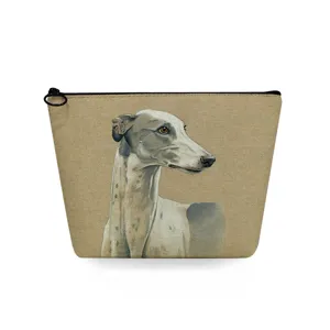 Vista dettaglio della pochette trucco in tela con stampa levriero, borsa cosmetica con zip.