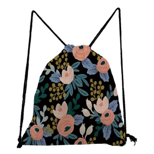 Detailansicht des stilvollen Rucksacks mit Blumenmuster und farbenfrohem Pflanzen-Design.