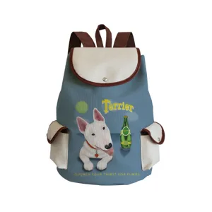 Detailansicht des Rucksacks aus Leinen mit süßem Hundemotiv und coolem Terrier-Print.