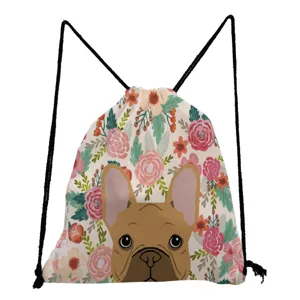 Gedetailleerd overzicht van stijlvolle bloemen honden print trekkoord rugzak.