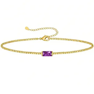 Élégant bracelet doré de pierre de naissance de décembre avec pendentif en cristal violet.