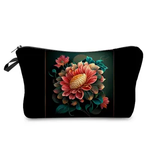 Vue détaillée de la trousse de maquillage noire avec un superbe imprimé floral.