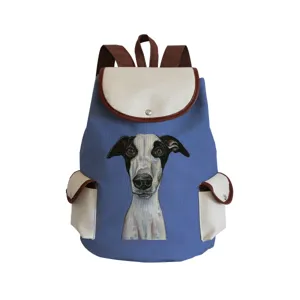 Sac à dos en toile avec imprimé chien, lanières marron et poches avant pratiques pour le quotidien.