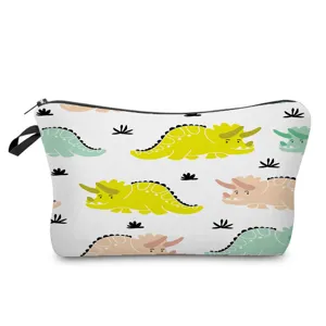 Detailansicht der niedlichen Cartoon Dinosaurier Kosmetiktasche für perfekte Reiseutensilien.