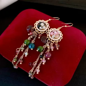 Boucles d'oreilles pampilles fleur de zircon ethnique vintage, bijoux pendant de mode luxe.