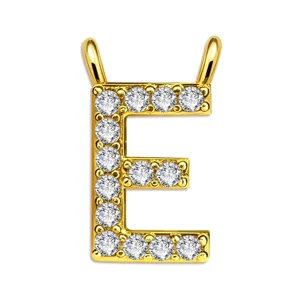 Goldener Buchstabe E Anhänger mit funkelnden Zirkonia Steinen, ideal für DIY Schmuck.