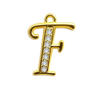 Goldener Buchstabe F Anhänger mikrogefasster Zirkon Charm edles Schmuckstück DIY Zubehörteil