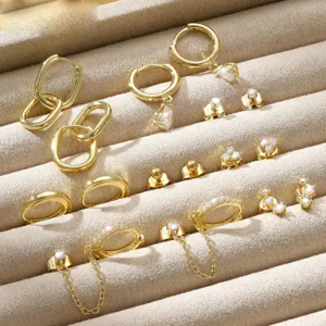 Gold hoop earring set for women minimalist geometric cartilage piercing fashion jewelry detail