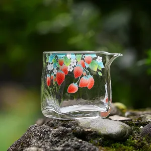 Tasse d'équité en verre à motif de fraise, carafe à thé résistante à la chaleur pour infusion.