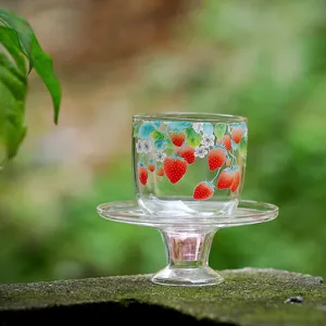 Borosilicaatglas theekop en schotel set met aardbeipatroon voor huishoudelijk gebruik