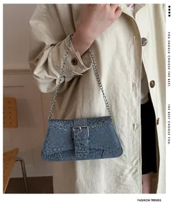 Stylish blue snakeskin pattern shoulder bag with metal chain and buckle, trendy daily purse.