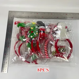 8-teiliges Set Weihnachts-Haarreifen mit festlichen Designs, mit Lineal gezeigt