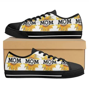 Muttertag Sonnenblumen Druck Low-Top Canvas Sneaker Freizeitschuhe Hauptansicht Produktpräsentation