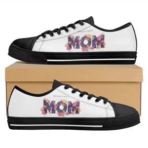 Muttertag Blumen MOM Print Low-Top Segeltuch Sneaker Freizeit Schuhe Hauptansicht.