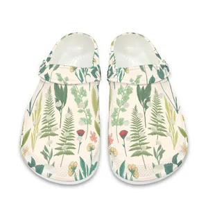 Sommerliche Garten Clogs mit Blumen Muster bequeme leichte Strand Schuhe fuer Damen