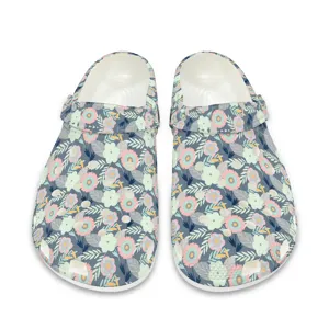 Modische, vollflächig bedruckte Blumengarten-Clogs, bequeme Indoor- und Outdoor-Schuhe.