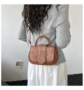 Bolso bandolera cuadrado retro casual con diseño de patchwork y hebilla metálica para mujeres