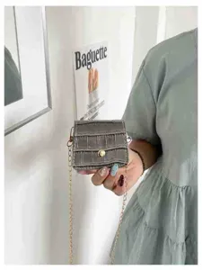 Mini crocodile pattern crossbody bag stylish PU leather small shoulder bag for women and girls