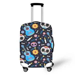 Elastica fodera protettiva per valigia da viaggio con motivo di teschio e chitarra decorata.