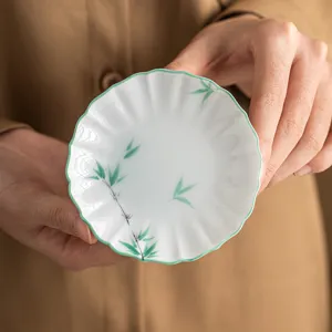 Chinese Classic Hand-Painted Ceramic Coaster Heat Insulation Waterproof Bamboo Pattern Scalloped Edge Tea Mat Table Decoration