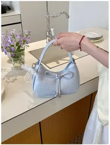 Borsa a tracolla azzurra alla moda da donna, design con fiocco dolce ed elegante borsa chic.
