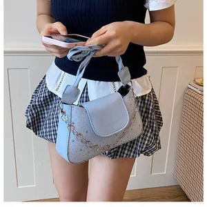 Borsa a tracolla retrò blu borsa a spalla con catena chic e design con stampa a stelle.