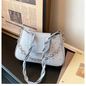 Elegante borsa a tracolla blu con manico intrecciato e catena carina per donne.