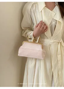 Sac à main rétro rose à rayures avec chaîne dorée, élégant sac bandoulière tendance.
