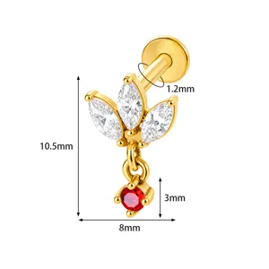 Gouden roestvrijstalen piercing detail met markies en rode zirkonia en afmetingen.