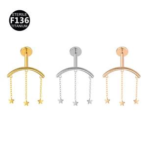 Titanium Piercing Labret Stecker mit hängenden Sternenketten, Knorpel Ohrring verschiedene Farben
