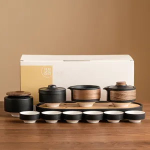 Set da tè kung fu in ceramica nera stile zen con coperchio in legno per confezione regalo.