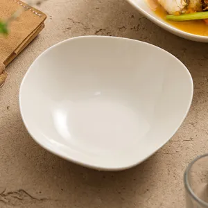 Dehua keramische onregelmatige vijfhoekige soepbord saladeschaal voor de moderne keuken