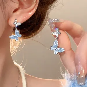 Verlauf blaue Kristall Schmetterling Ohrringe mit Silber Nadel elegantes Damen Schmuck