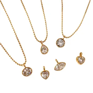 Minimalistische goldene Perlenketten mit verschiedenen Zirkon Anhängern eleganter Schmuck