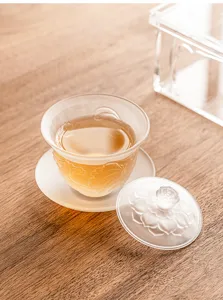 Matte lotus glas kung fu theekop set met schoteltje en deksel voor thuis woonkamer.