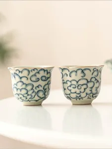 Chinese ceramic tea cups with blue cloud pattern and crackle glaze for kung fu tea set