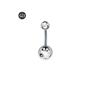 Λεπτομέρεια piercing αφρούδι από τιτάνιο G23 με λαμπερούς διαφανείς κρυστάλλους ζιρκονίου.