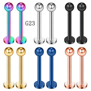 G23 titanium labret piercing detailweergave met diverse levendige kleuren voor lichaamssieraden.