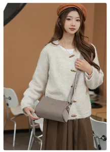 Stylish water-resistant women shoulder crossbody bag, casual daily fashion handbag.