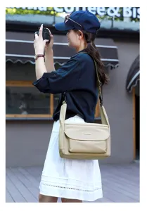 Minimalist casual crossbody bag for women, large capacity lightweight shoulder handbag.