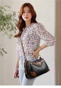 Stylish women shoulder messenger bag, large capacity PU leather handbag for daily use.