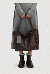 Women's large capacity brown leather tote bag, minimalist soft shoulder commuting handbag.