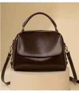 Borsa a tracolla vintage in pelle PU marrone scuro da donna con manico superiore e cinturino.