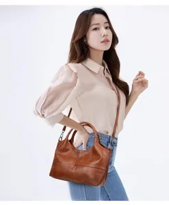 Elegante borsa shopper marrone da donna, grande capacità tracolla per lavoro e tempo libero.