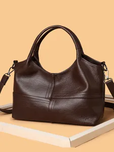 Borsa a mano marrone elegante da donna, grande borsa a tracolla in pelle molto capiente.