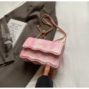 Pink gradient wave flap chain crossbody bag stylish shoulder bag for women chic daily wear